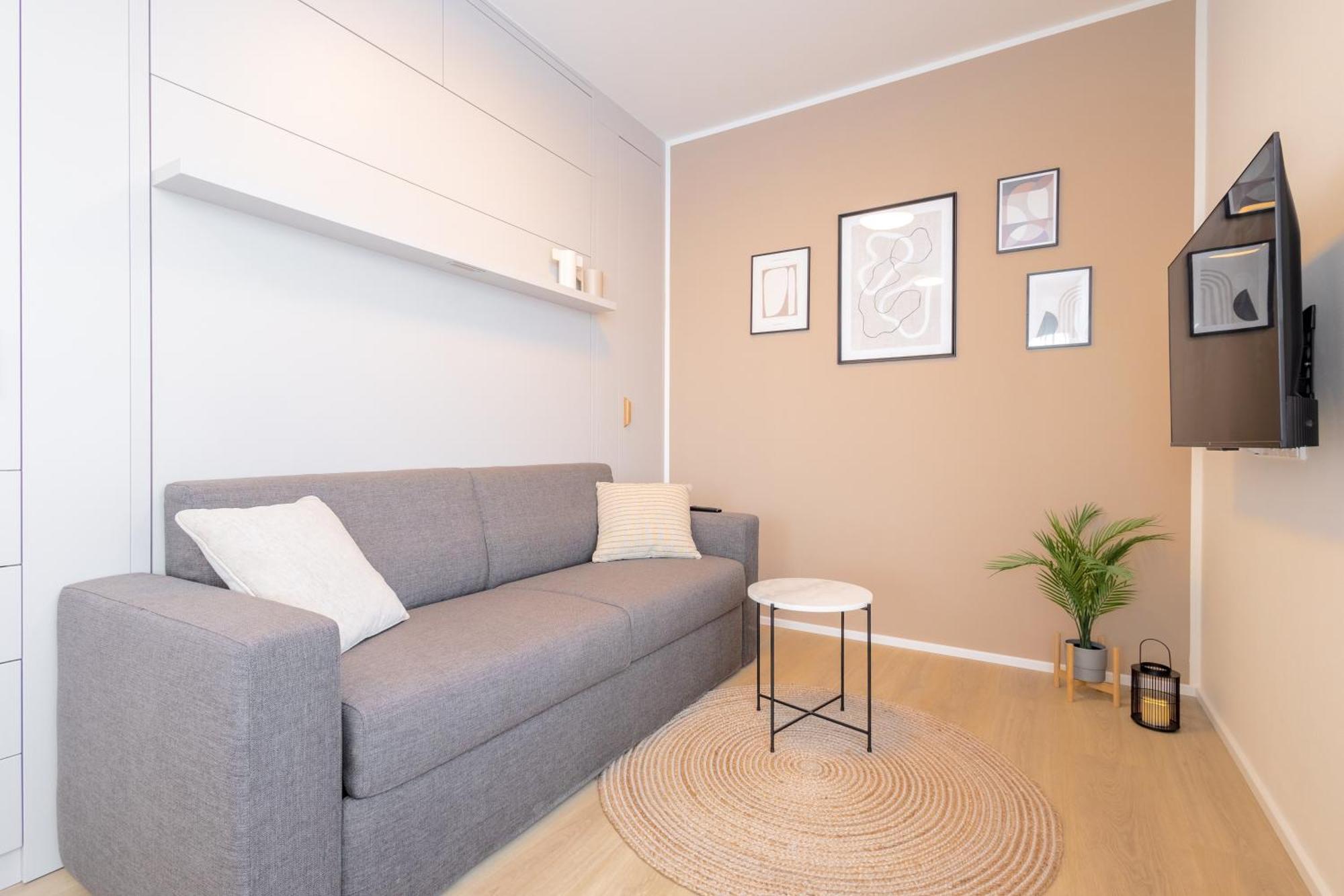 Bright 2Br - 7Th Floor, Balcony, Free Parking By Gravity Prague Appartement Buitenkant foto