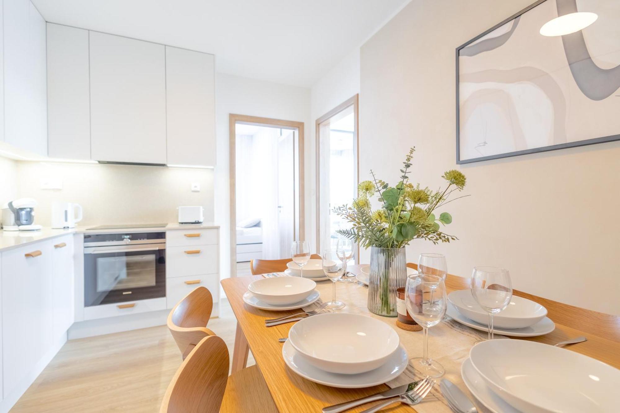 Bright 2Br - 7Th Floor, Balcony, Free Parking By Gravity Prague Appartement Buitenkant foto